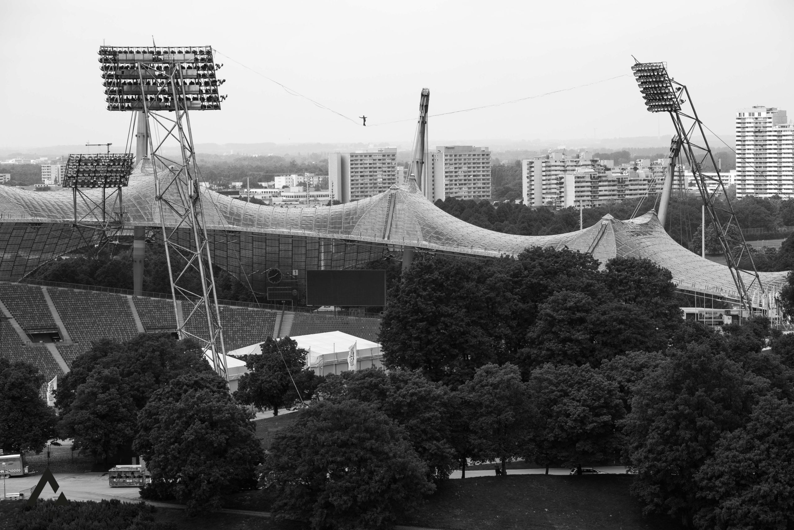 Highline_Olympiastadion_Probeaufbau_Copyright_ValentinRapp-10